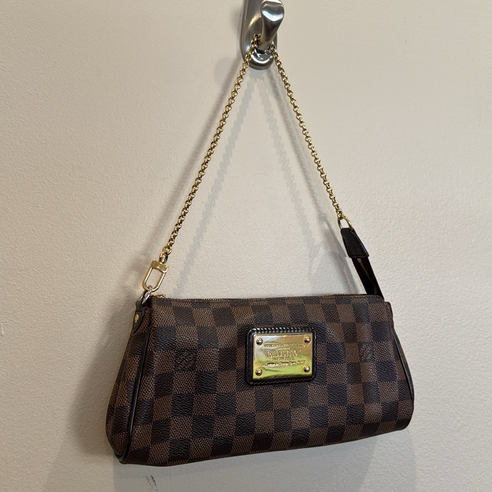Louis Vuitton Eva Clutch Damier Ebene Crossbody Bag w/ Gold Chain